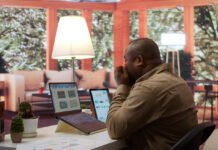 15 One Hour a Day Side Hustle Ideas That Can Actually Pay Your Bills